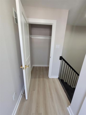 2805 Tierwester Street, Houston, TX 77004