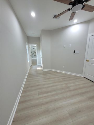 2805 Tierwester Street, Houston, TX 77004