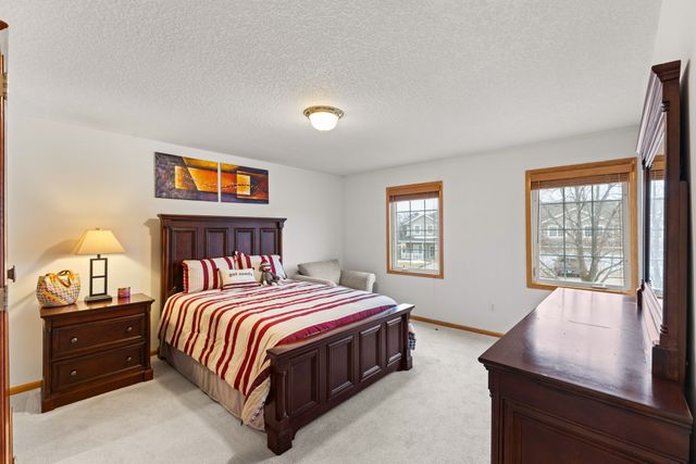 10415 Hickory Drive 9, Urbandale, IA 50322