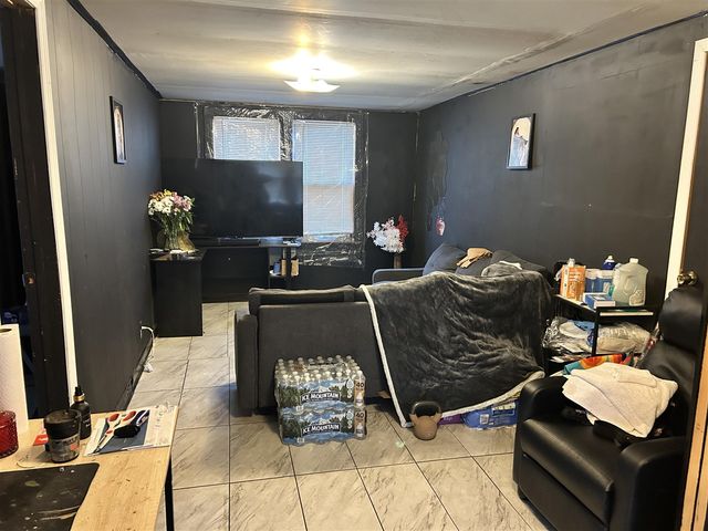 15500 Indiana Street, Detroit, MI 48238