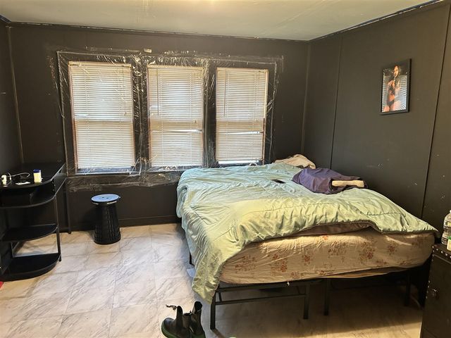 15500 Indiana Street, Detroit, MI 48238