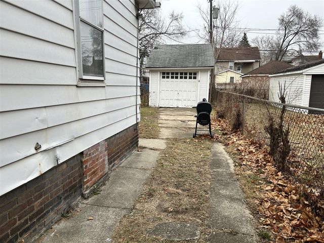 15500 Indiana Street, Detroit, MI 48238