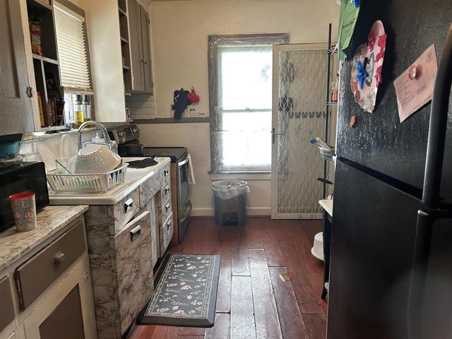 15500 Indiana Street, Detroit, MI 48238