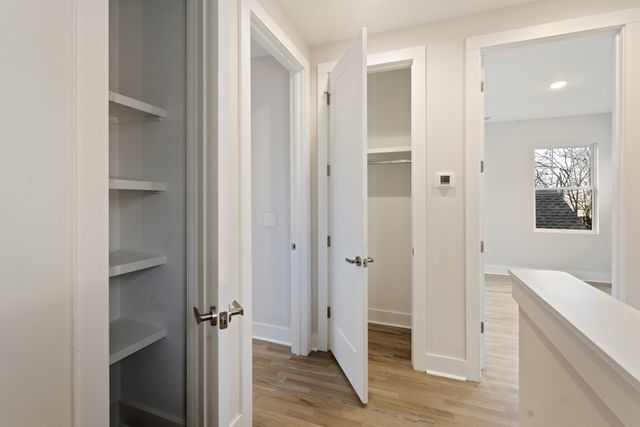 704 26th Ave, N, Nashville, TN 37208