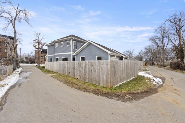 704 26th Ave, N, Nashville, TN 37208