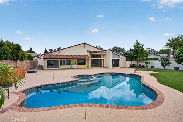 18259 Minnehaha Street, Porter Ranch, CA 91326