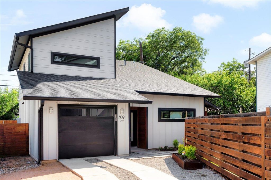 409 W 55th 1/2 ST 2, Austin, TX 78751