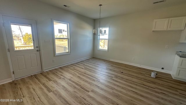 113 Camelot Drive, Holly Ridge, NC 28445