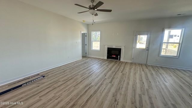 113 Camelot Drive, Holly Ridge, NC 28445