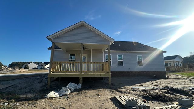 113 Camelot Drive, Holly Ridge, NC 28445