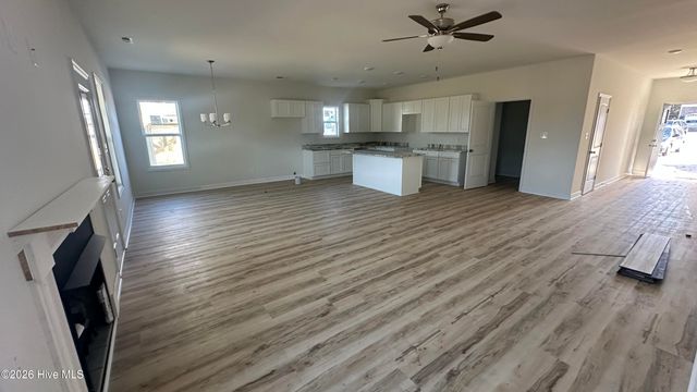 113 Camelot Drive, Holly Ridge, NC 28445