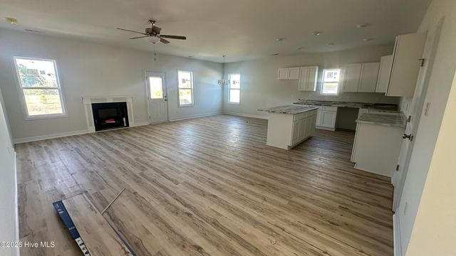 113 Camelot Drive, Holly Ridge, NC 28445