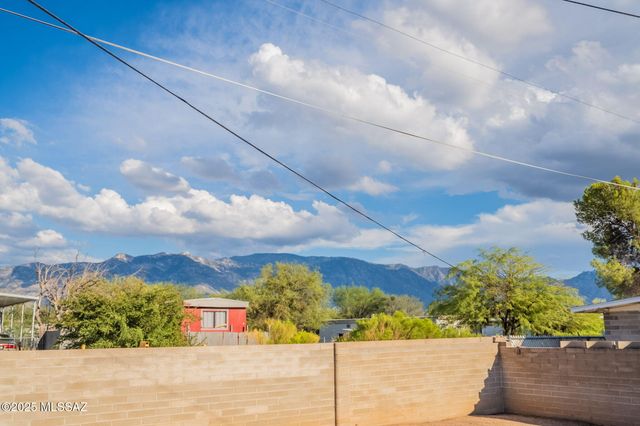 16682 N Avenida Del Lasso Avenue, Tucson, AZ 85739