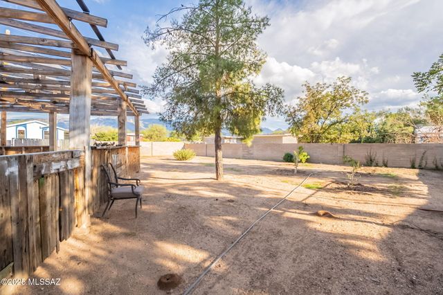 16682 N Avenida Del Lasso Avenue, Tucson, AZ 85739