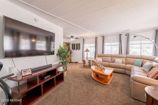 16682 N Avenida Del Lasso Avenue, Tucson, AZ 85739