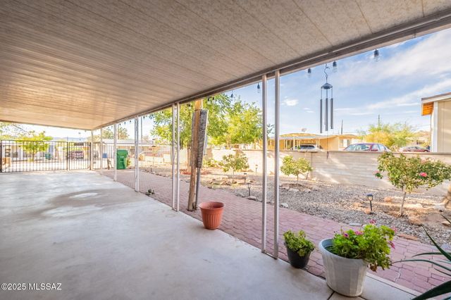 16682 N Avenida Del Lasso Avenue, Tucson, AZ 85739