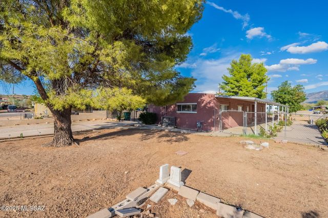 16682 N Avenida Del Lasso Avenue, Tucson, AZ 85739