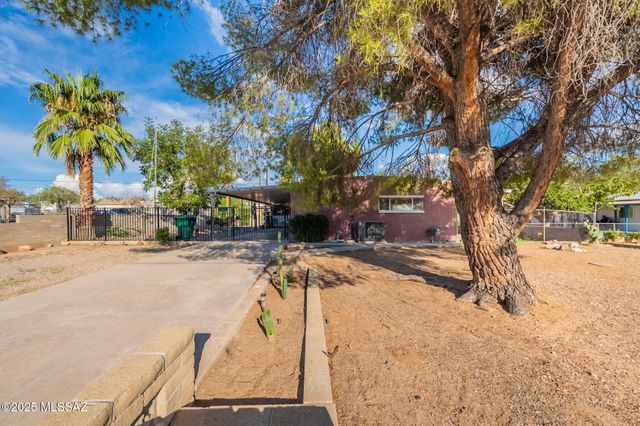 16682 N Avenida Del Lasso Avenue, Tucson, AZ 85739