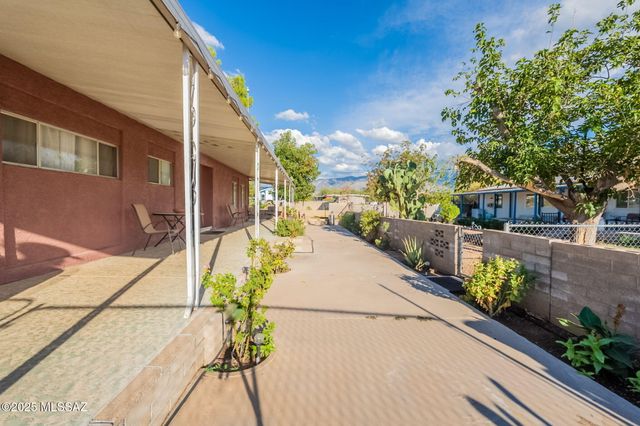 16682 N Avenida Del Lasso Avenue, Tucson, AZ 85739