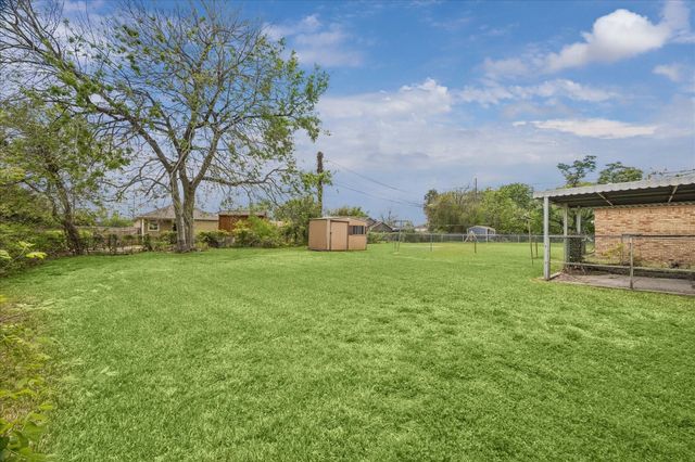 2504 3rd Street, Galena Park, TX 77547