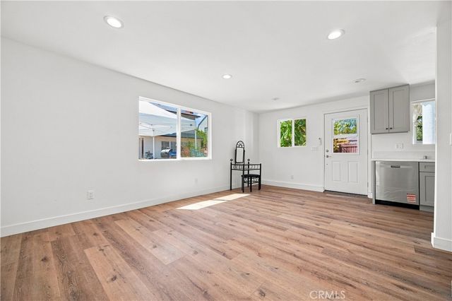 1826 Wellington Road, Los Angeles, CA 90019