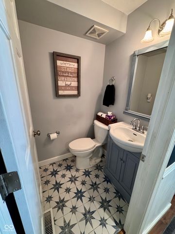 6607 Stearns Hill Drive, Indianapolis, IN 46237