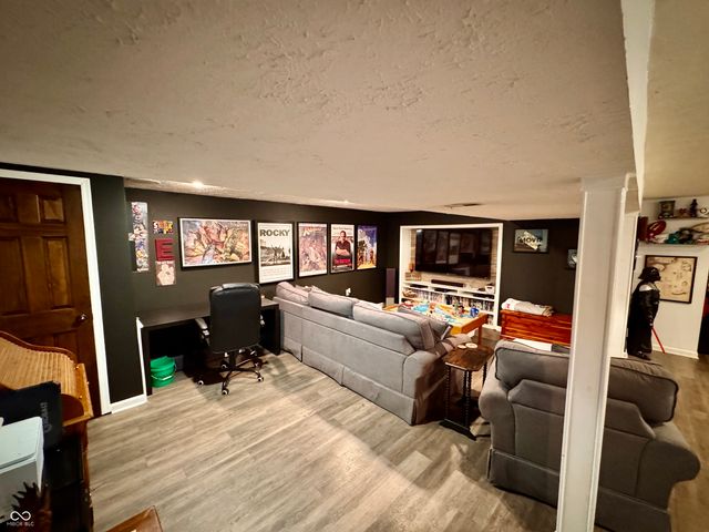 6607 Stearns Hill Drive, Indianapolis, IN 46237