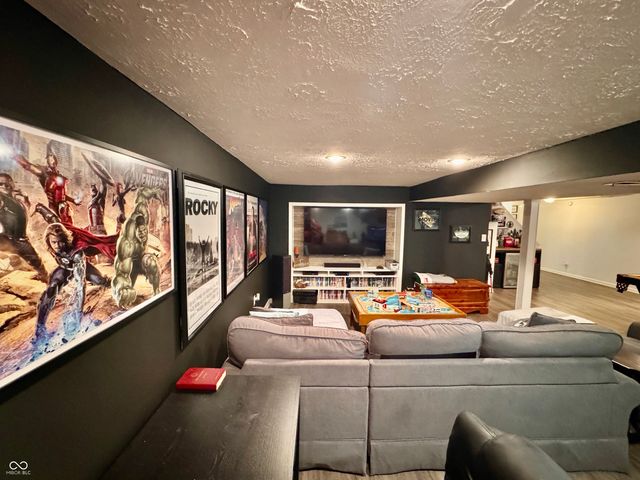 6607 Stearns Hill Drive, Indianapolis, IN 46237