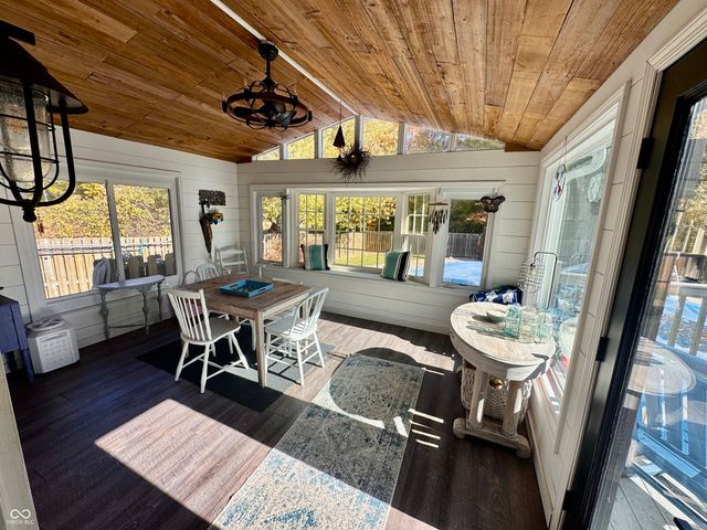 6607 Stearns Hill Drive, Indianapolis, IN 46237