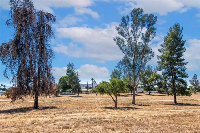 28763 Bradley Road, Menifee, CA 92586
