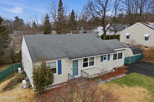 35 Bolivar Avenue, Troy, NY 12180