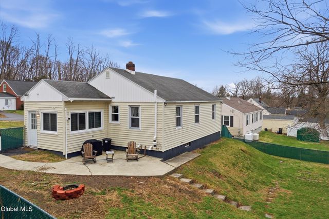 35 Bolivar Avenue, Troy, NY 12180