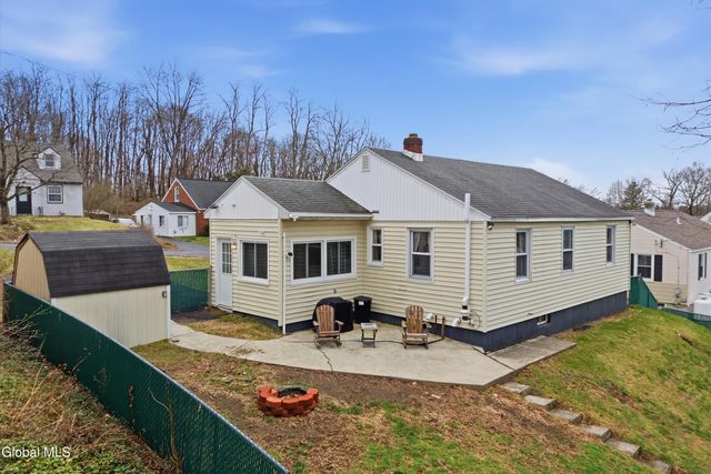 35 Bolivar Avenue, Troy, NY 12180