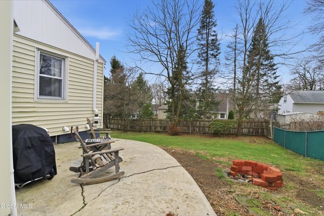 35 Bolivar Avenue, Troy, NY 12180