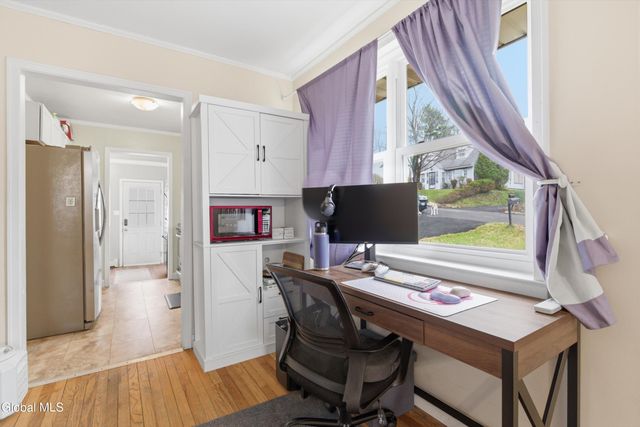 35 Bolivar Avenue, Troy, NY 12180