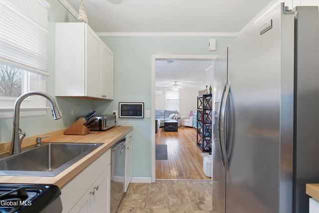 35 Bolivar Avenue, Troy, NY 12180