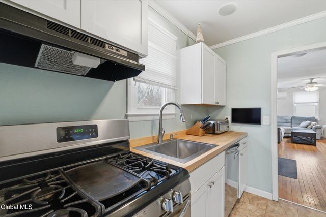 35 Bolivar Avenue, Troy, NY 12180