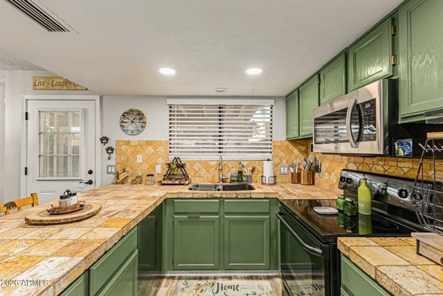 14461 N 58TH Avenue, Glendale, AZ 85306