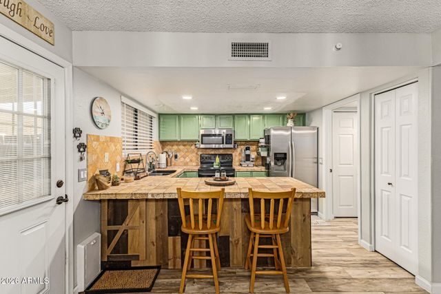 14461 N 58TH Avenue, Glendale, AZ 85306