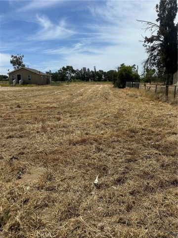 9 G, Perris, CA 92570