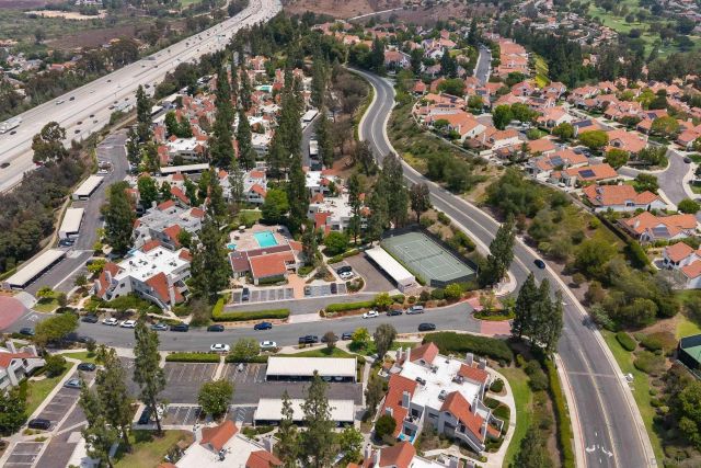 17925 Caminito Pinero 270, San Diego, CA 92128