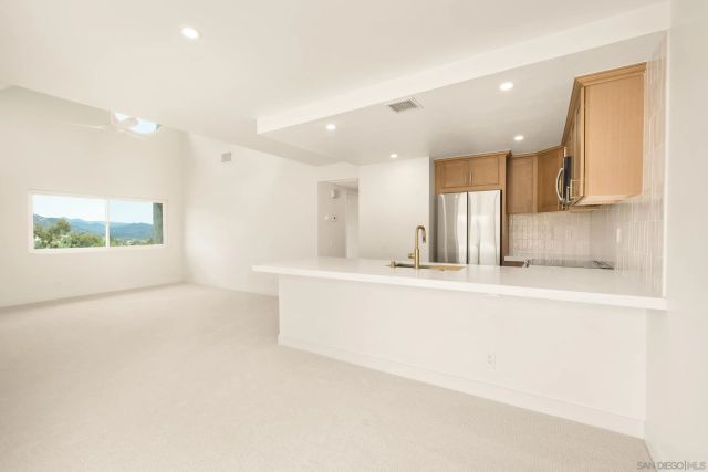 17925 Caminito Pinero 270, San Diego, CA 92128