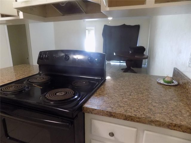 713 SW 69 STREET, Gainesville, FL 32607