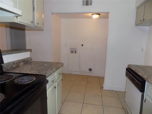 713 SW 69 STREET, Gainesville, FL 32607
