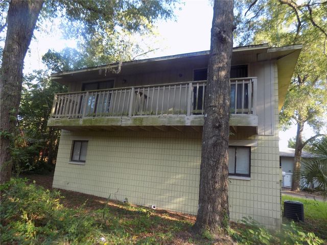 713 SW 69 STREET, Gainesville, FL 32607