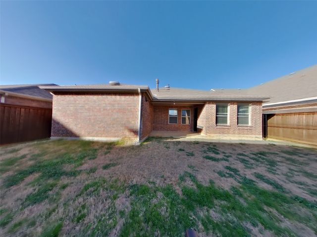 2428 Dolostone Drive, Little Elm, TX 76227