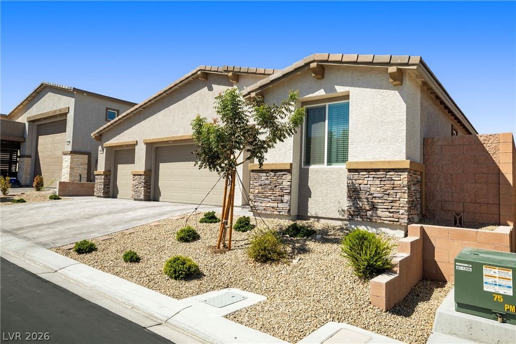 9628 Slate Peak Avenue, Las Vegas, NV 89178 — photo 2