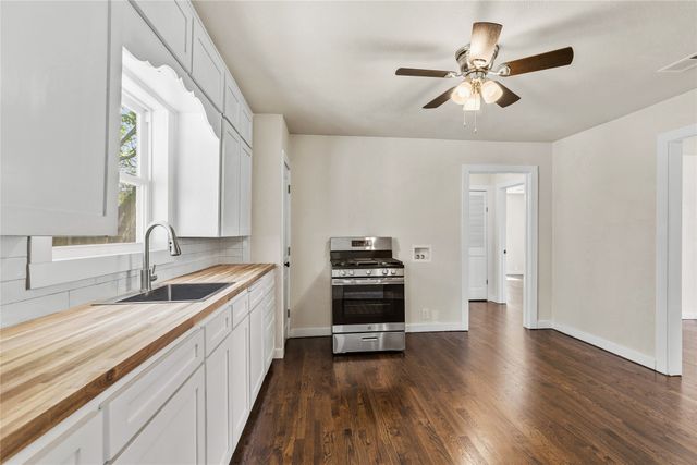 417 N Burdette Avenue, Sherman, TX 75090