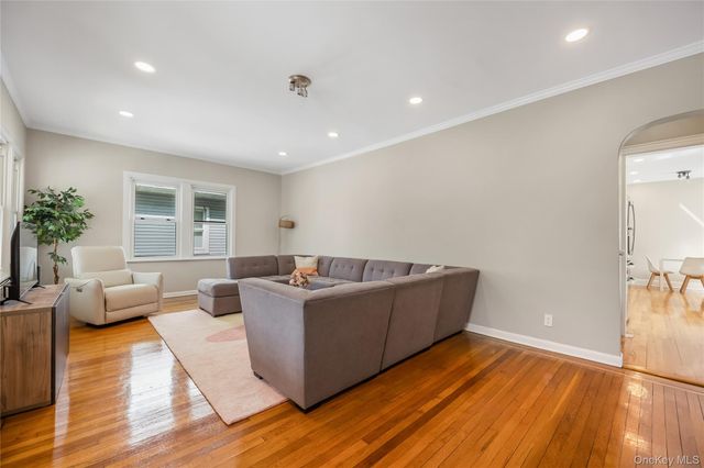 149 W Market Street, Long Beach, NY 11561