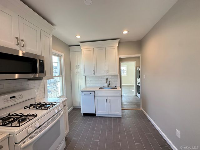 149 W Market Street, Long Beach, NY 11561